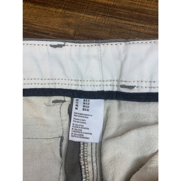 AMERICAN EAGLE Men’s Gray Relaxed Straight Leg Pants / Size: 30x32 - Picture 3 of 11